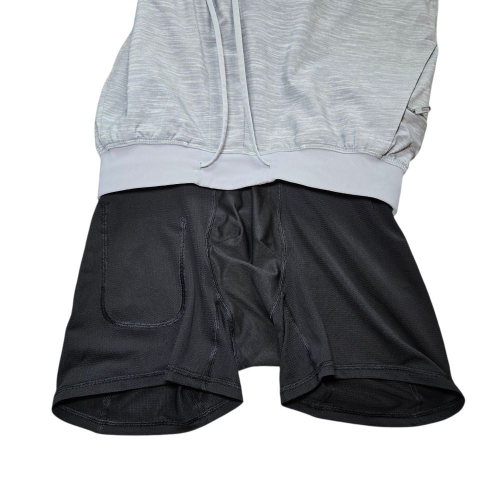 Men's Lululemon T.H.E. Short 9" - Heather Allover Sea Salt Light Cast - Picture 9 of 9